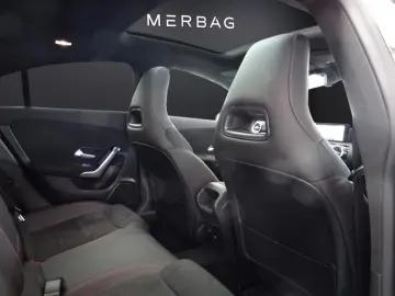 MERCEDES-BENZ CLA 220 4M  AMG Edition Night Pano 360  Distr