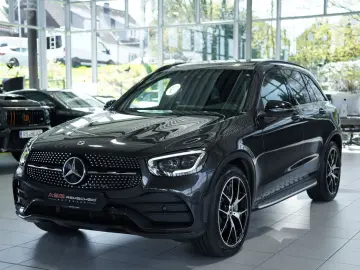 MERCEDES-BENZ GLC 400  d 4M AMG line 2.H  20  Pano  …