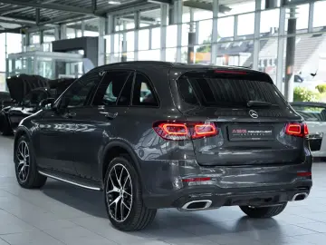 MERCEDES-BENZ GLC 400  d 4M AMG line 2.H  20  Pano  …