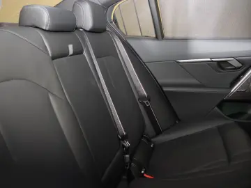 BMW M5 Limousine