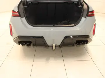 BMW M5 Limousine