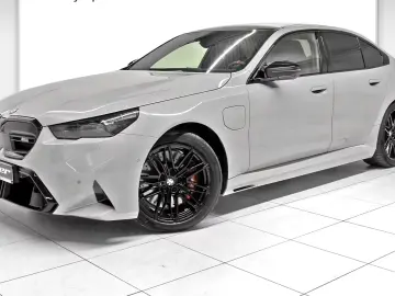 BMW M5 Limousine
