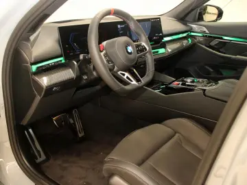 BMW M5 Limousine