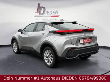 TOYOTA C-HR Hybrid FWD Flow KAMERA LED