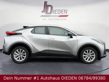 TOYOTA C-HR Hybrid FWD Flow KAMERA LED