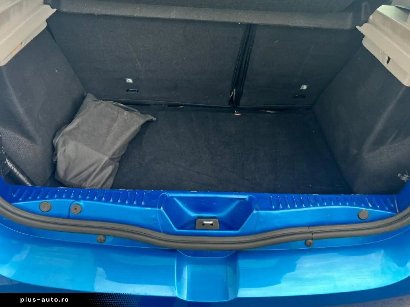 DACIA SANDERO TCe 90 Stepway Celebration