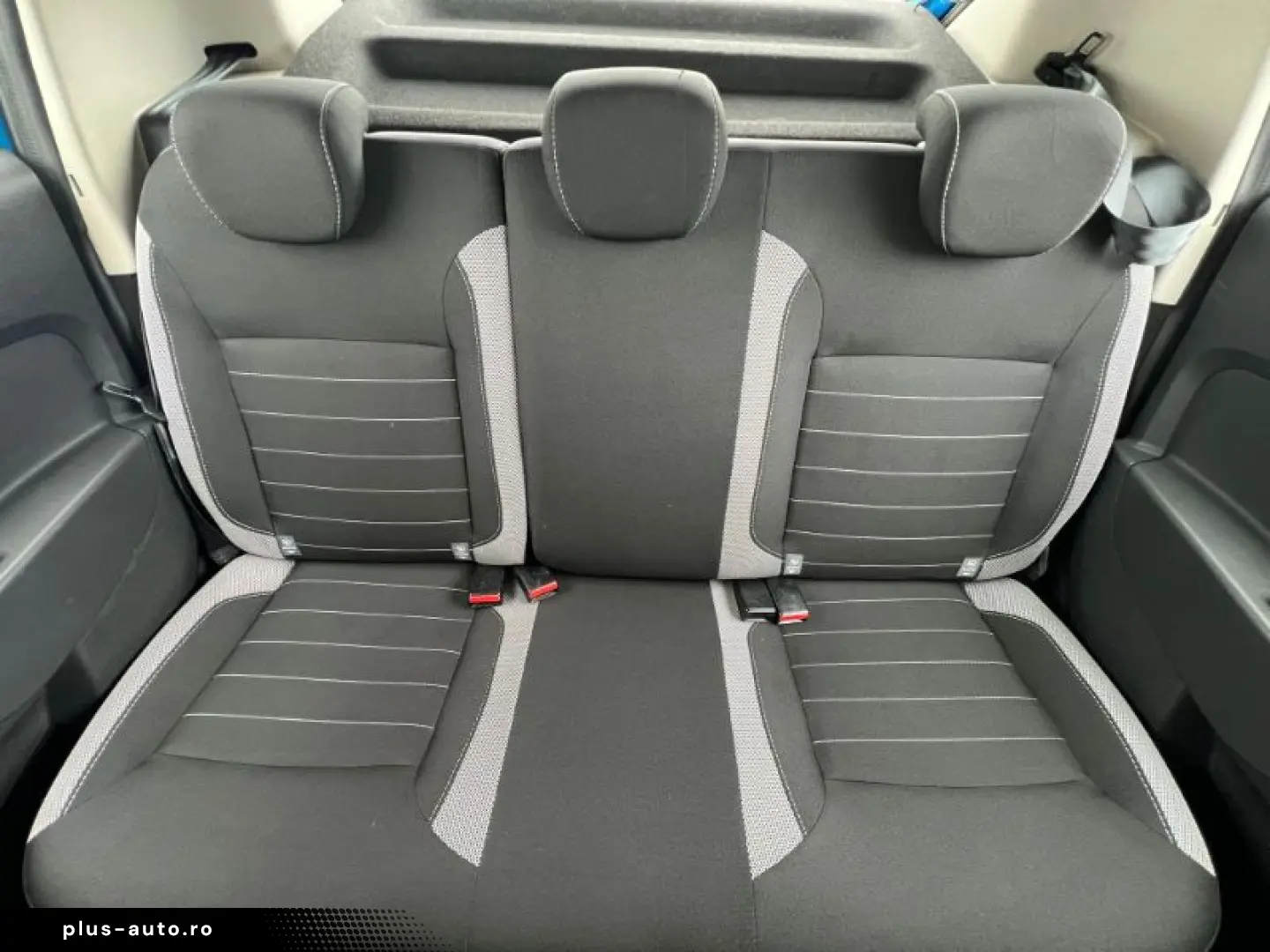 DACIA SANDERO TCe 90 Stepway Celebration