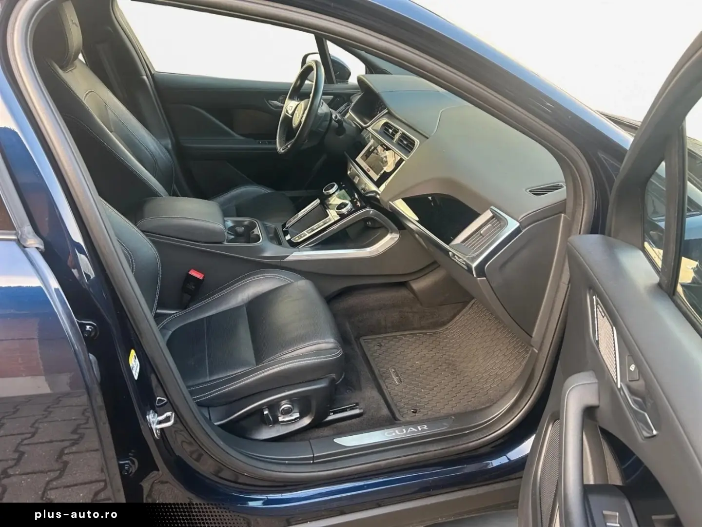 Jaguar I-Pace EV400 AWD