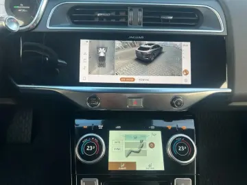 Jaguar I-Pace EV400 AWD