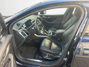 Jaguar I-Pace EV400 AWD