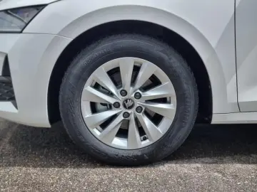 Skoda Octavia 1.5 TSI mHEV Essence