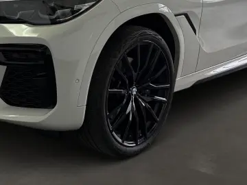 BMW X6xDrive30d M Sport LED Navi Kamera Leder iconic