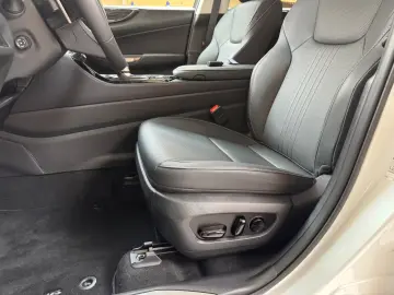 Lexus NX 450h  E-FOUR Business Leather Electric Seats