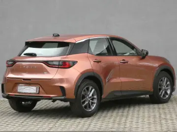 Lexus LBX 1 5 Hybrid FWD Basis   Komfort Paket