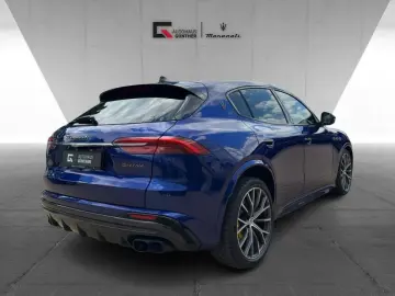 MASERATI Grecale Trofeo 3.0 V6 530HP Pano Carbon