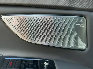 MASERATI Grecale Trofeo 3.0 V6 530HP Pano Carbon