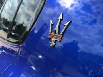 MASERATI Grecale Trofeo 3.0 V6 530HP Pano Carbon