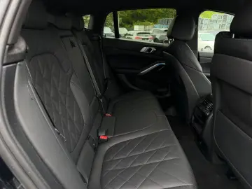 BMW X6 40i xDrive M Sport R22