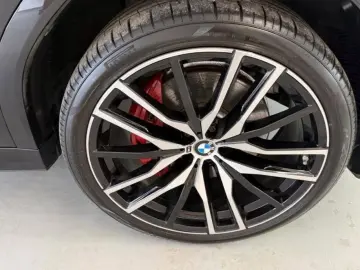 BMW X6 30d xDrive M Sport PRO  HUD CARBON 22  M Sitz