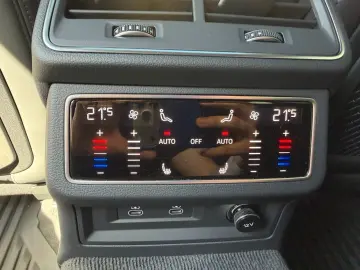 AUDI RS6 performance   KERAMIK   B&O   PANO   LASER