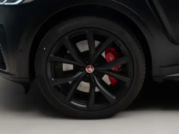 Jaguar F-Pace SVR AWD