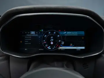 Jaguar F-Pace SVR AWD