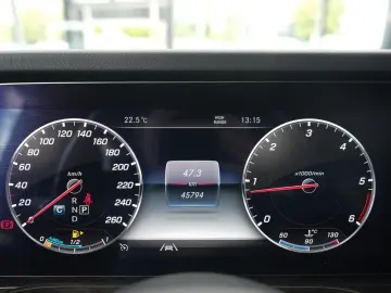 MERCEDES-BENZ G 350 d  DESIGNO WIDESCREEN COMAND