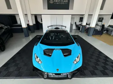 LAMBORGHINI Huracán STO Full Carbon Lifting Camera