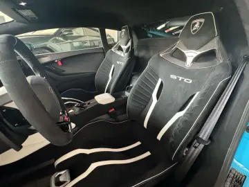 LAMBORGHINI Huracán STO Full Carbon Lifting Camera