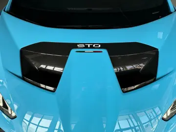 LAMBORGHINI Huracán STO Full Carbon Lifting Camera