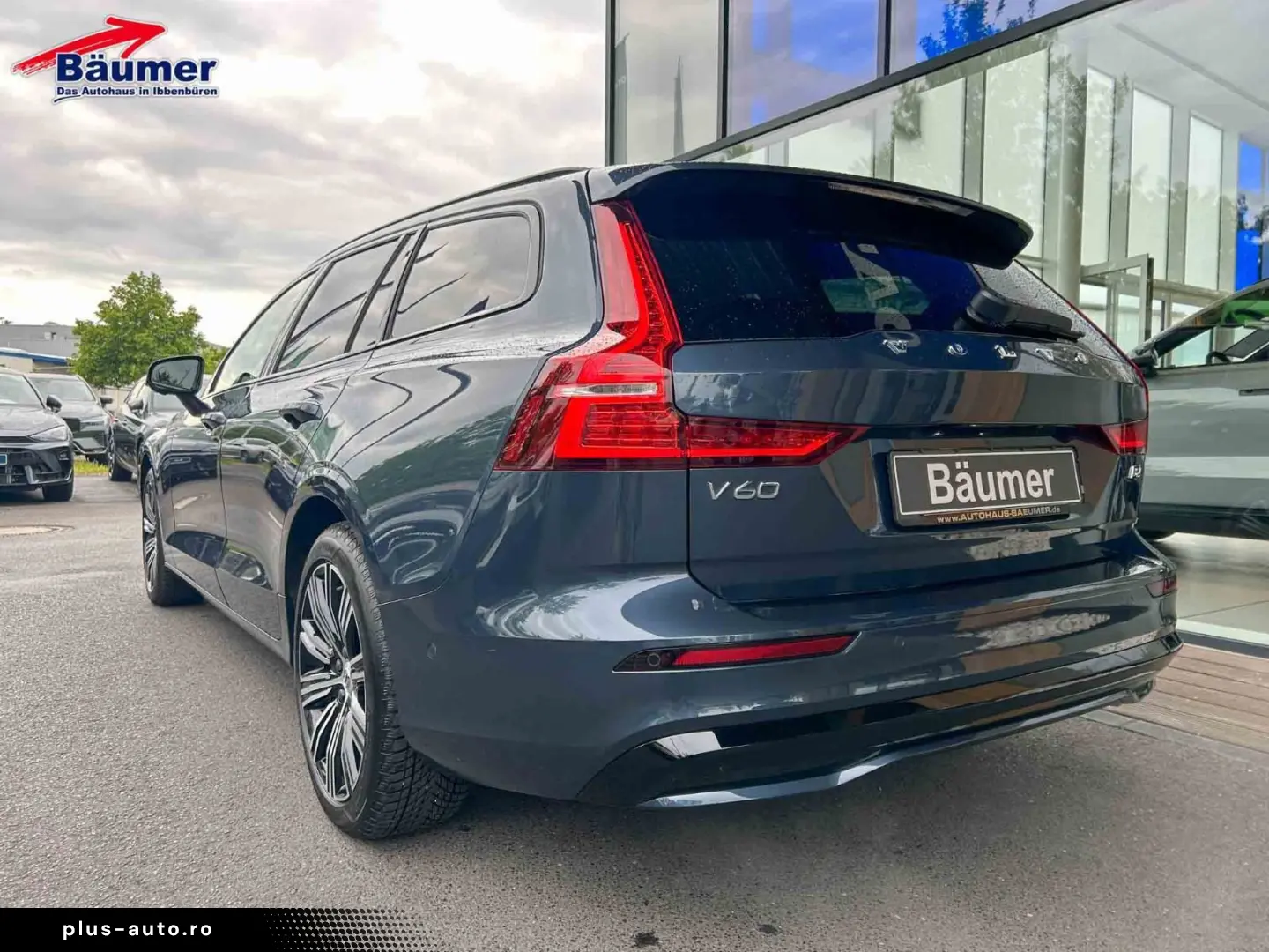 VOLVO V60 Plus Dark B4 Mild-Hybrid Automatik  PANO