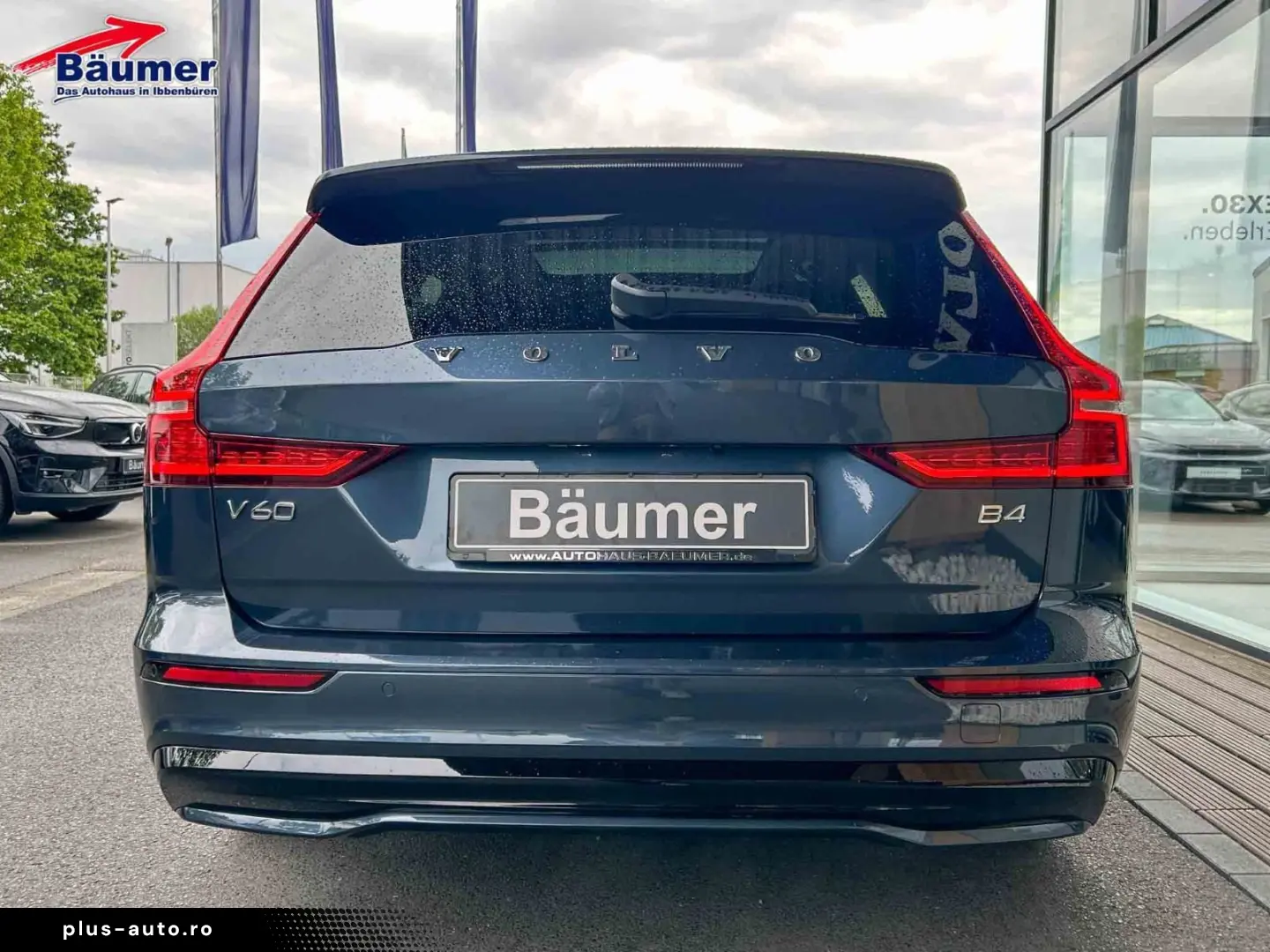 VOLVO V60 Plus Dark B4 Mild-Hybrid Automatik  PANO