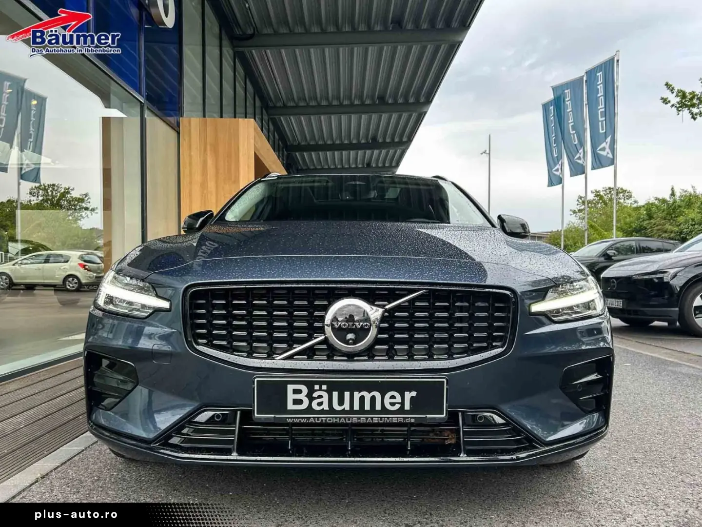 VOLVO V60 Plus Dark B4 Mild-Hybrid Automatik  PANO