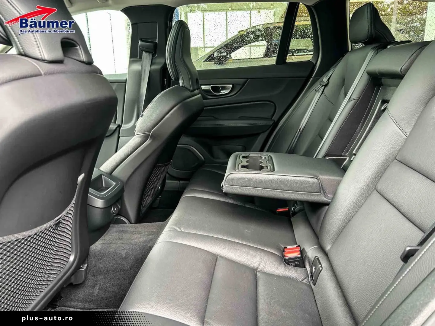 VOLVO V60 Plus Dark B4 Mild-Hybrid Automatik  PANO