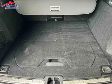 VOLVO V60 Plus Dark B4 Mild-Hybrid Automatik  PANO