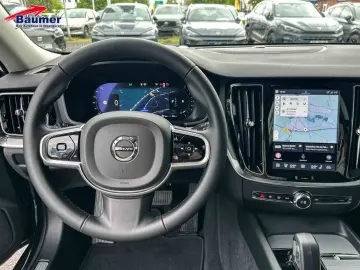 VOLVO V60 Plus Dark B4 Mild-Hybrid Automatik  PANO