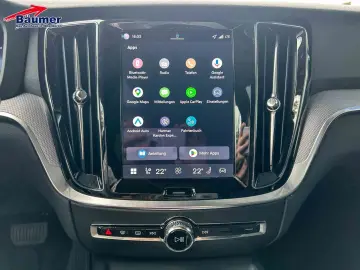 VOLVO V60 Plus Dark B4 Mild-Hybrid Automatik  PANO