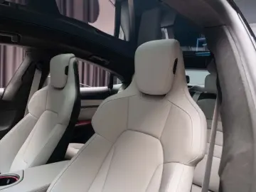 Porsche Taycan GTS