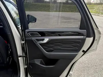 Volkswagen Touareg V6 TSI eHybrid PHEV R