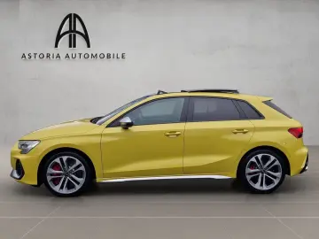 AUDI S3 Sportback Matrix Pano Sonos ACC