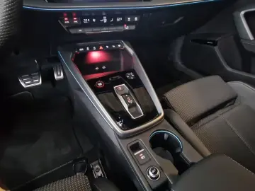 AUDI S3 Sportback Matrix Pano Sonos ACC