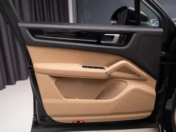 Porsche Cayenne Coupe E-Hyb