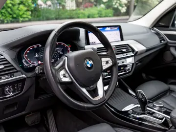 BMW X3 xDrive30e Luxury Line