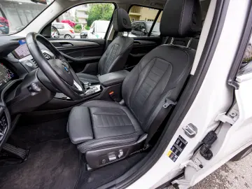 BMW X3 xDrive30e Luxury Line