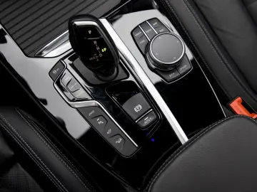 BMW X3 xDrive30e Luxury Line