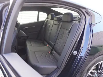 BMW 520d Limousine M Sport ACC Komfortsitze Kamera C
