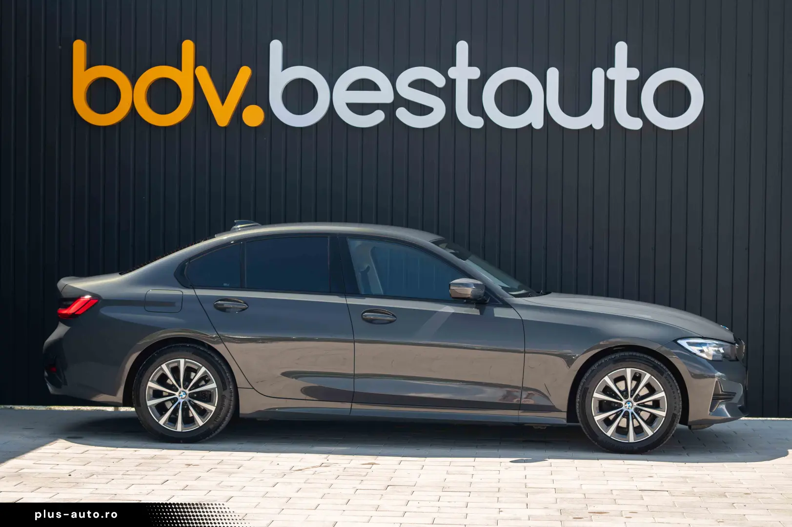 BMW Seria 3 320d xDrive Aut. Sport Line
