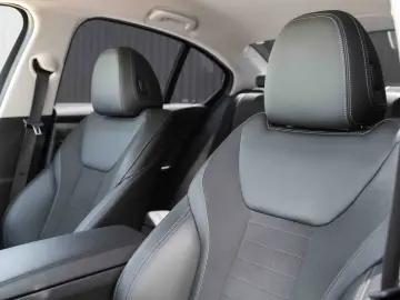 BMW Seria 3 320d xDrive Aut. Sport Line