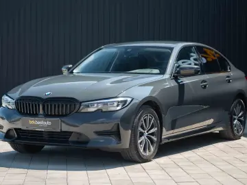 BMW Seria 3 320d xDrive Aut. Sport Line