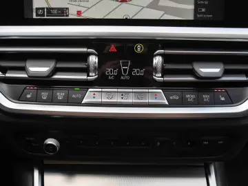 BMW Seria 3 320d xDrive Aut. Sport Line